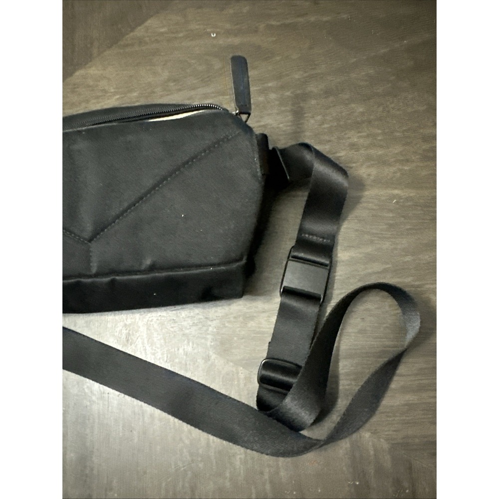 Bellroy Sling Mini Ranger Black - Picture 6 of 6